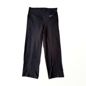 Nike Legend Slim Fit